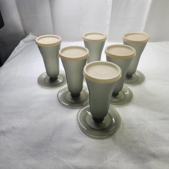 Tupperware Kitchen Vintage Tupperware Parfait Glasses With Lids